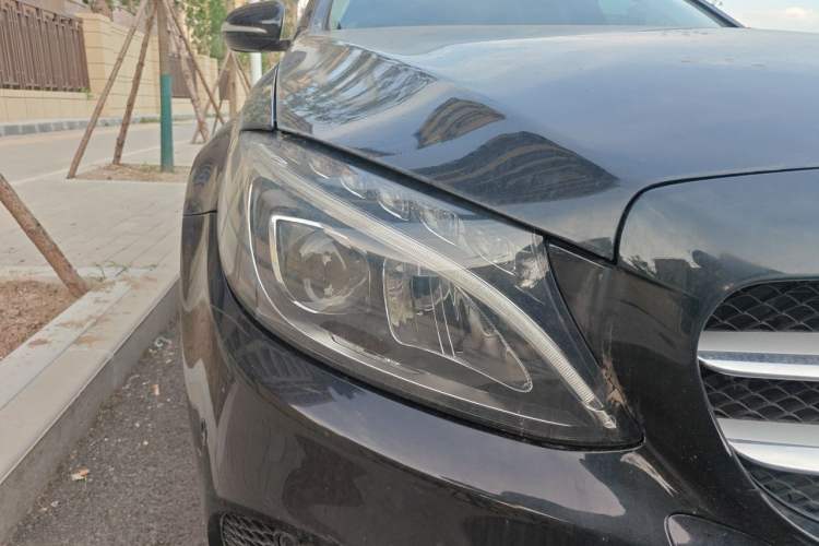 Used Mercedes-Benz C-Class 2017 Facelift C 200 L Sport Edition Right Front Headlight