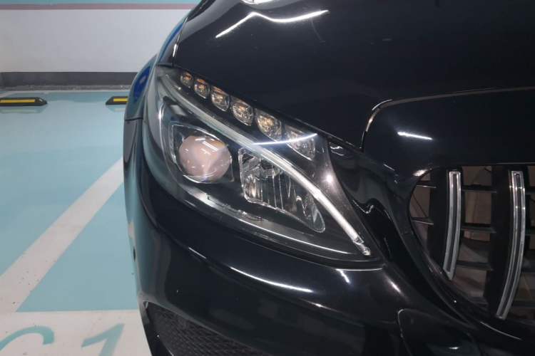 Used Mercedes-Benz C-Class 2017 C 180 L Sport Edition Right Front Headlight