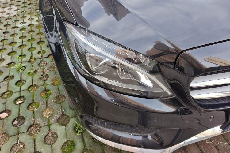Used Mercedes-Benz C-Class 2017 Restyled C 180 L Fashion Edition Sport Version Right Front Headlight