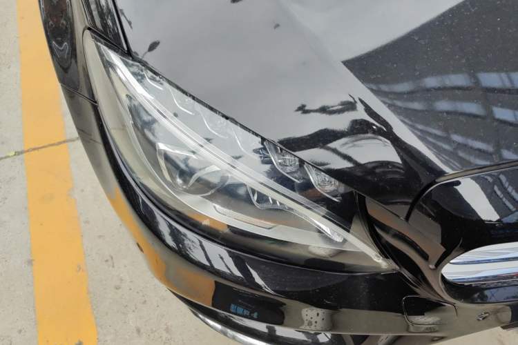 Used Mercedes-Benz C-Class 2017 Facelift C 200 L Sport Edition Right Front Headlight