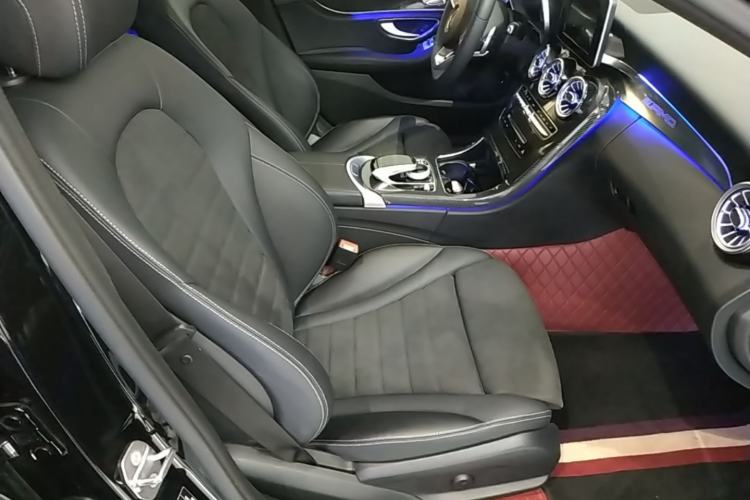 Used Mercedes-Benz C-Class 2017 Restyled C 200 Sport Edition Right Front Seat