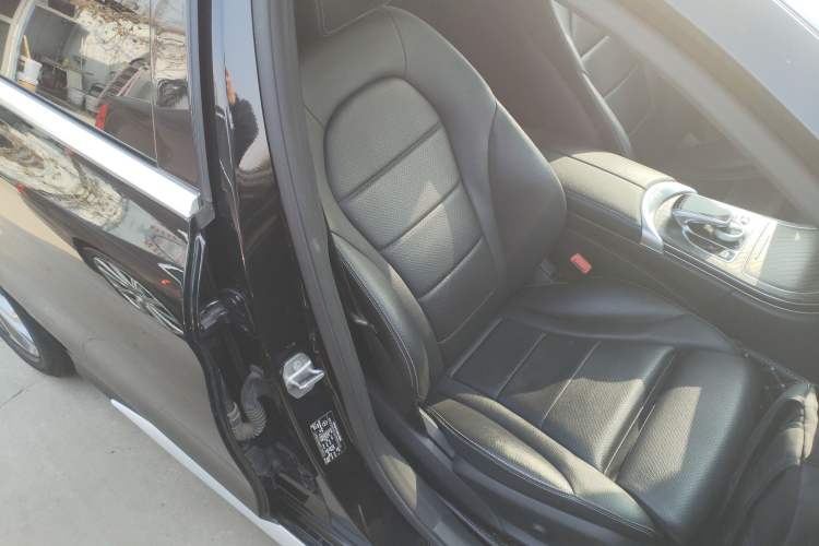Used Mercedes-Benz C-Class 2017 C 180 L Sport Edition Right Front Seat