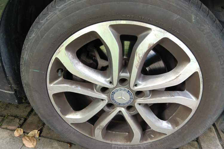 Used Mercedes-Benz C-Class 2017 Restyled C 180 L Fashion Edition Sport Version Right Front Wheel Hub
