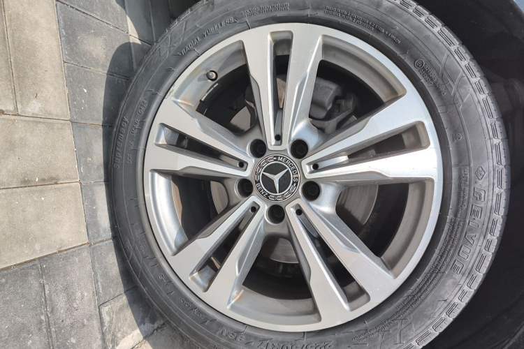 Used Mercedes-Benz C-Class 2017 C 200 L Sport Edition Right Front Wheel Hub