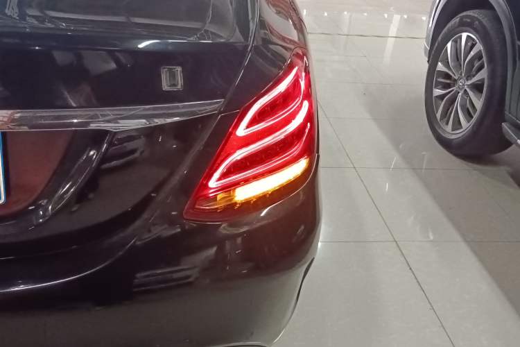 Used Mercedes-Benz C-Class 2017 Facelift C 200 L Sport Edition Right Rear Taillight