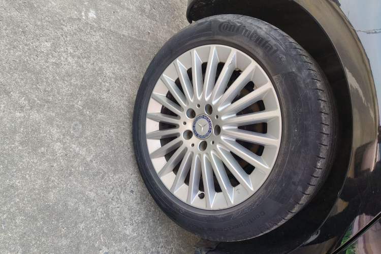 Used Mercedes-Benz C-Class 2017 C 180 L Right Rear Wheel Hub