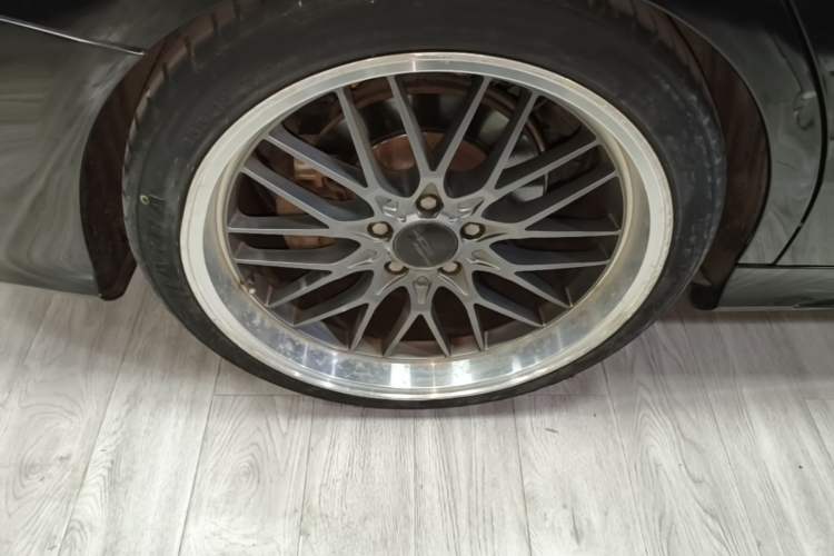 Used Mercedes-Benz C-Class 2017 Restyled C 200 Sport Edition Right Rear Wheel Hub