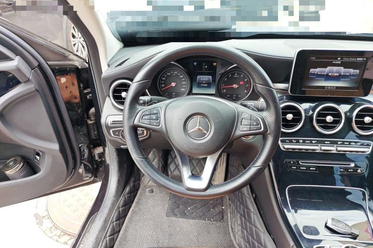 Used Mercedes-Benz C-Class 2017 Revised C 180 L Dynamic Sports Edition Steering Wheel