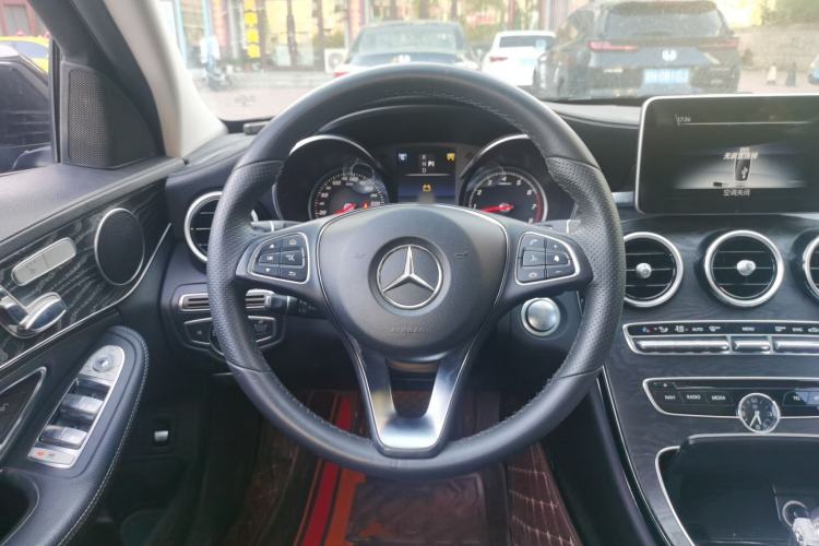 Used Mercedes-Benz C-Class 2017 Facelift C 200 L Sport Edition Steering Wheel