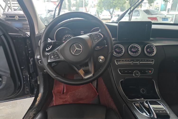 Used Mercedes-Benz C-Class 2017 C 180 L Sport Edition Steering Wheel