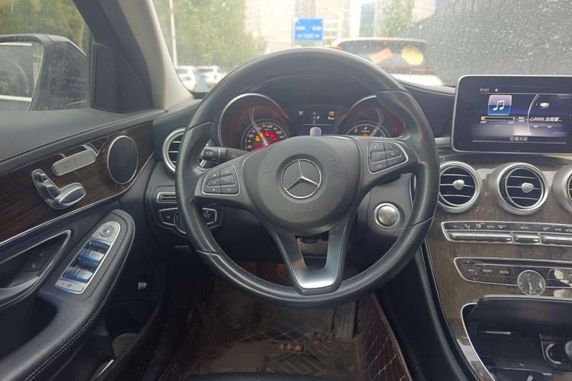 Used Mercedes-Benz C-Class 2017 Facelift C 200 L Steering Wheel
