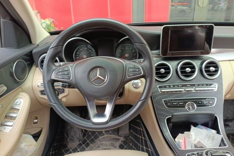 Used Mercedes-Benz C-Class 2017 C 180 L Sport Edition Steering Wheel