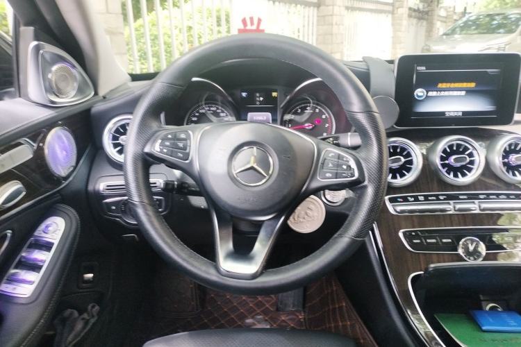 Used Mercedes-Benz C-Class 2017 Facelift C 200 L Sport Edition Steering Wheel