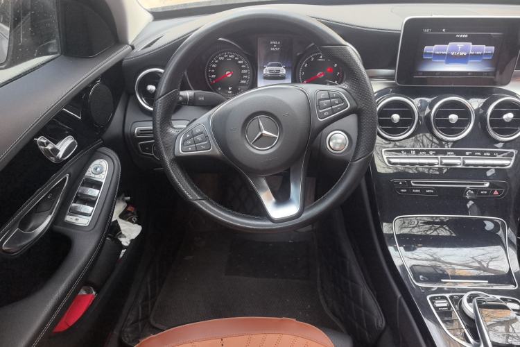 Used Mercedes-Benz C-Class 2017 Revised C 180 L Dynamic Sports Edition Steering Wheel
