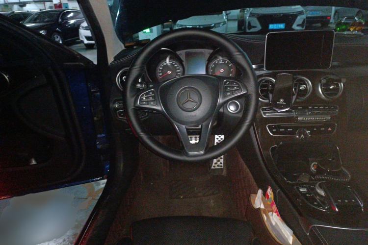 Used Mercedes-Benz C-Class 2017 Facelifted C 180 L Stylish Edition Steering Wheel
