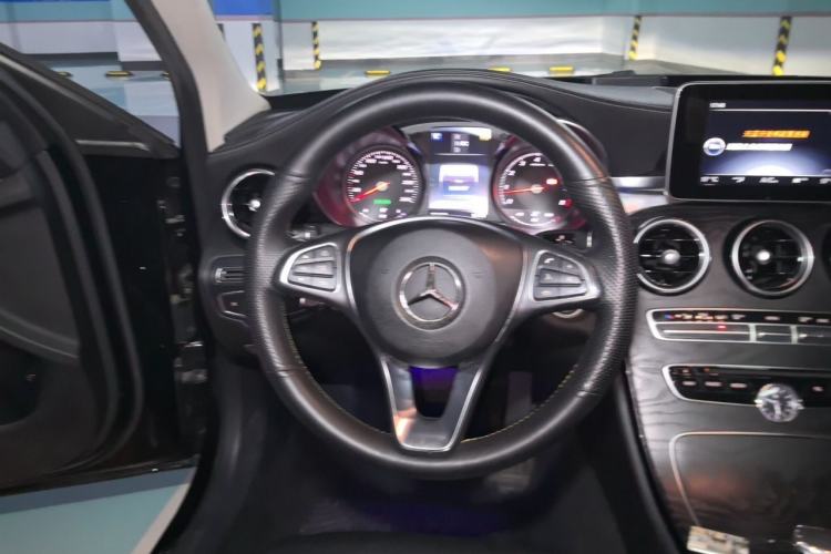 Used Mercedes-Benz C-Class 2017 C 180 L Sport Edition Steering Wheel