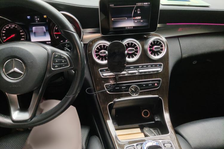 Used Mercedes-Benz C-Class 2017 Facelift C 200 L Audio And AC Panel