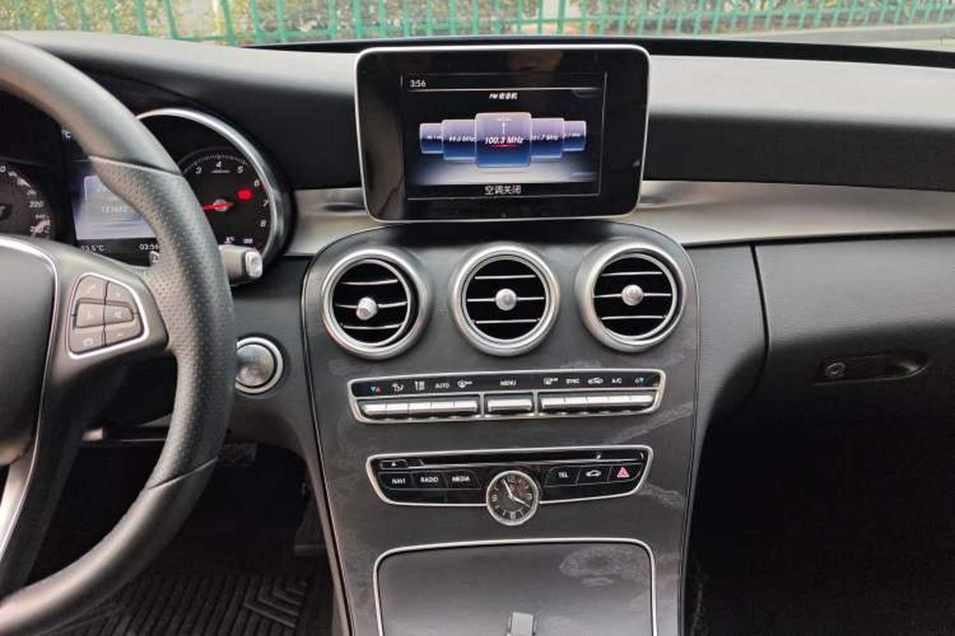 Used Mercedes-Benz C-Class 2017 C 200 station wagon Audio And AC Panel