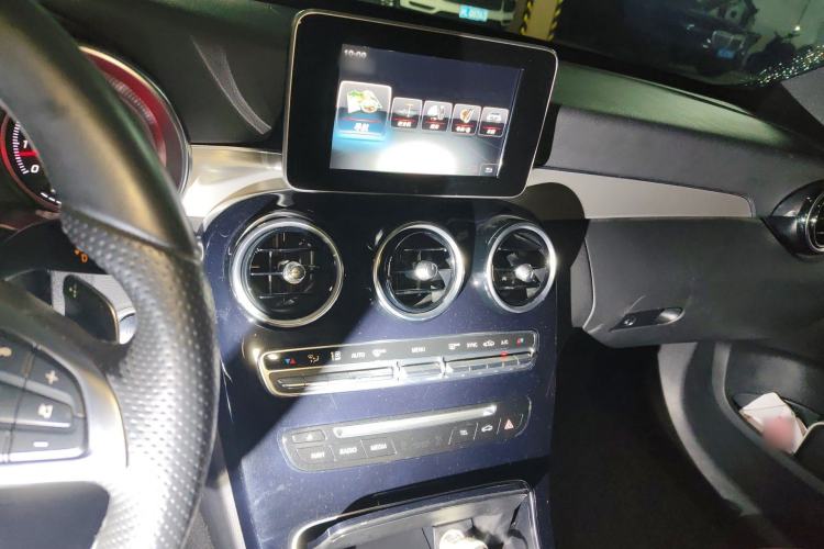 Used Mercedes-Benz C-Class 2017 Restyled C 200 Sport Edition Audio And AC Panel