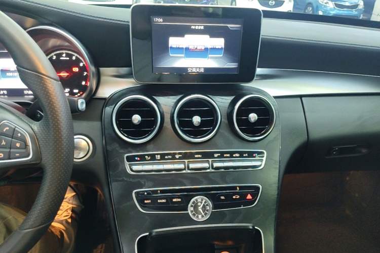 Used Mercedes-Benz C-Class 2017 C 200 L Sport Edition Audio And AC Panel