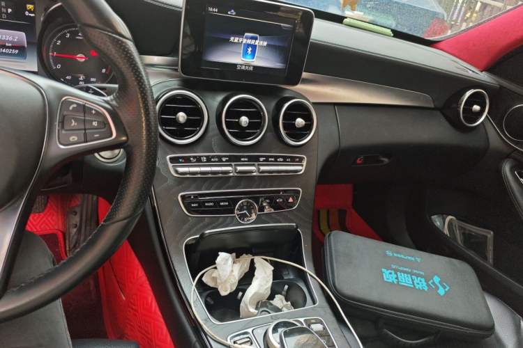 Used Mercedes-Benz C-Class 2017 Revised C 180 L Dynamic Sports Edition Audio And AC Panel