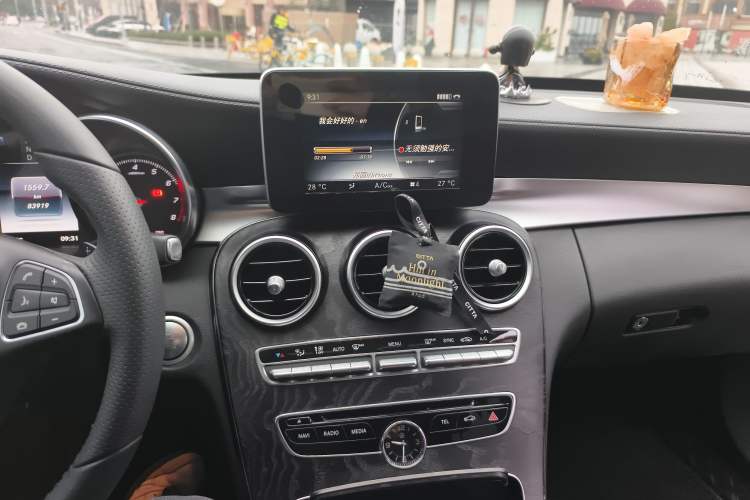 Used Mercedes-Benz C-Class 2017 Restyled C 180 L Fashion Edition Sport Version Audio And AC Panel