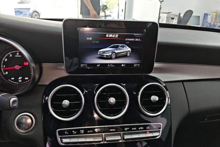 Used Mercedes-Benz C-Class 2017 Restyled C 200 Sport Edition Audio And AC Panel
