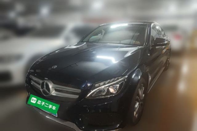 Ojetý Mercedes-Benz C-Class 2017 Restyled C 180 L Fashion Edition Sport Version