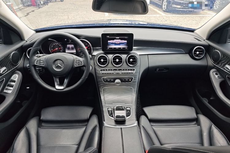 Used Mercedes-Benz C-Class 2017 Revised C 180 L Dynamic Sports Edition Center Console