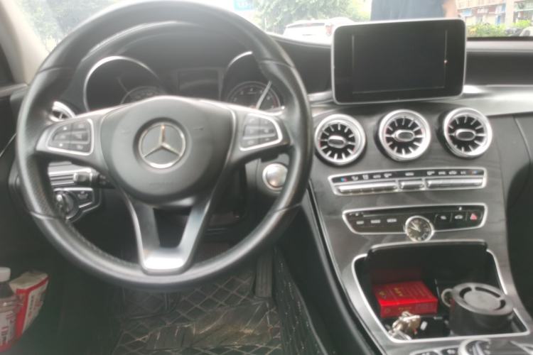 Used Mercedes-Benz C-Class 2017 C 200 L Sport Edition Center Console