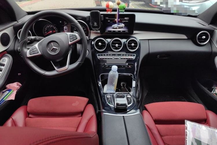 Used Mercedes-Benz C-Class 2017 Restyled C 200 Sport Edition Center Console