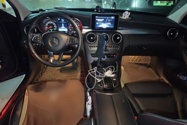 Used Mercedes-Benz C-Class 2017 C 180 L Sport Edition Center Console