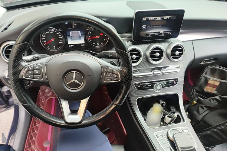 Used Mercedes-Benz C-Class 2017 C 200 station wagon Center Console