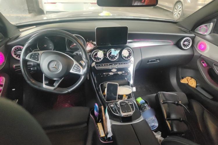 Used Mercedes-Benz C-Class 2017 Restyled C 200 Sport Edition Center Console