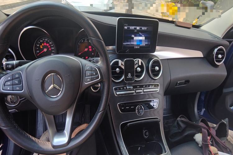 Used Mercedes-Benz C-Class 2017 C 180 L Sport Edition Center Console
