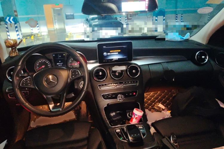 Used Mercedes-Benz C-Class 2017 Restyled C 180 L Fashion Edition Sport Version Center Console
