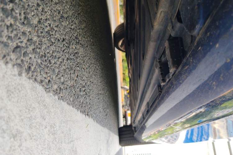 Used Mercedes-Benz C-Class 2017 C 300 L Chassis Front Left