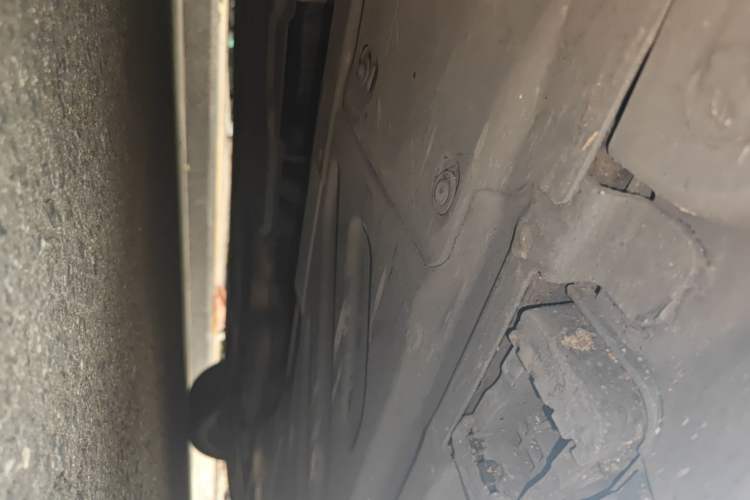 Used Mercedes-Benz C-Class 2017 Facelift C 200 Station Wagon Chassis Front Left