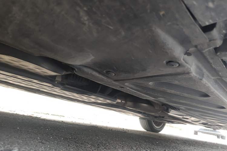 Used Mercedes-Benz C-Class 2017 C 200 L Sport Edition Chassis Front Left