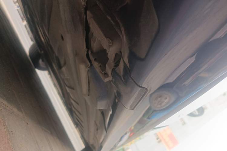 Used Mercedes-Benz C-Class 2017 Facelift C 200 Station Wagon Chassis Rear Right