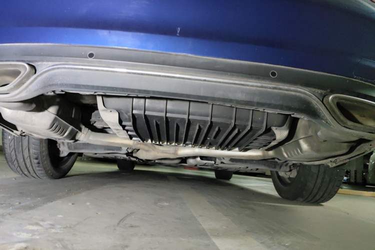 Used Mercedes-Benz C-Class 2017 Facelift C 200 L 4MATIC Chassis Rear