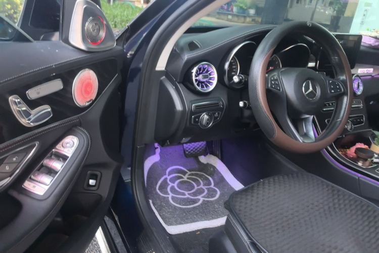 Used Mercedes-Benz C-Class 2017 Facelift C 200 L Sport Edition Driver Seat