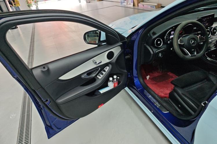 Used Mercedes-Benz C-Class 2017 Restyled C 200 Sport Edition Driver Seat