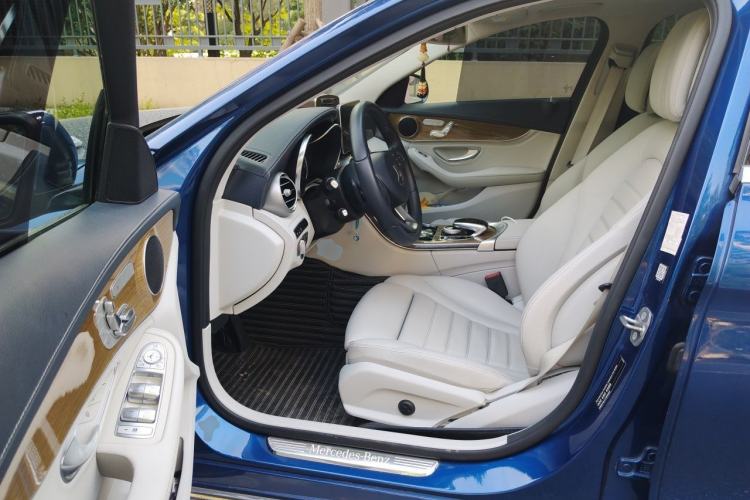 Used Mercedes-Benz C-Class 2017 C 300 L Driver Seat