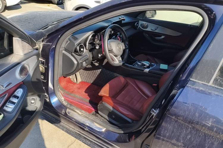Used Mercedes-Benz C-Class 2017 Restyled C 200 Sport Edition Driver Seat
