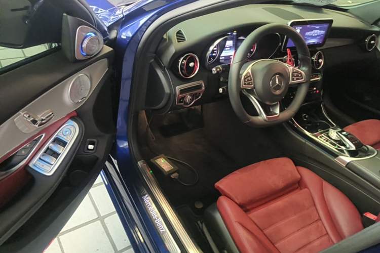 Used Mercedes-Benz C-Class 2017 Restyled C 200 Sport Edition Driver Seat