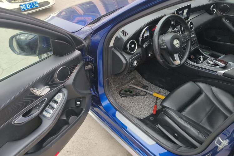 Used Mercedes-Benz C-Class 2017 C 180 L Sport Edition Driver Seat