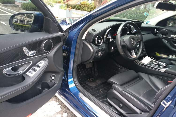 Used Mercedes-Benz C-Class 2017 Restyled C 180 L Fashion Edition Sport Version Driver Seat