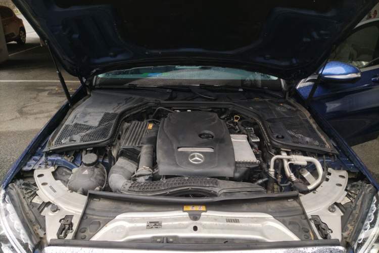 Used Mercedes-Benz C-Class 2017 Facelift C 200 L Engine Bay