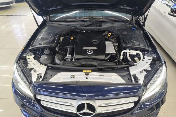 Used Mercedes-Benz C-Class 2017 C 200 L Sport Edition Engine Bay